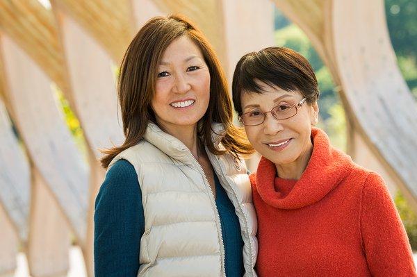 Lincoln Park on-location shoot, mother and daughter.