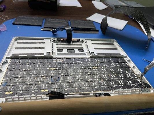 MacBook Pro 2017 keyboard replacement