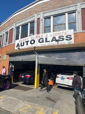 Bronx Glass & Light Corporation