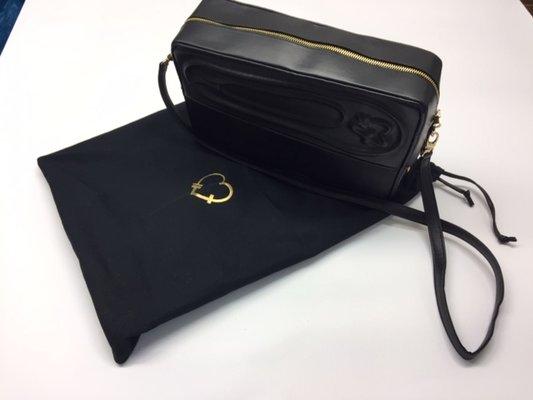 We can produce a variety of handbags and accessories for brands.