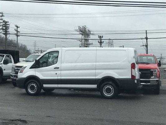 2016 ford cargo van 150