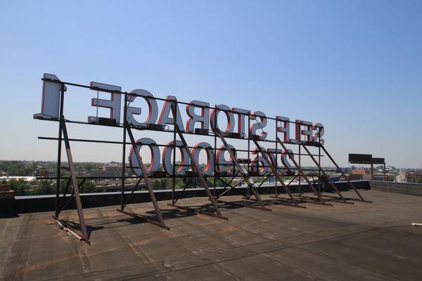 This retro-equivalent to GPS makes for a cool picture.  You can see it from the Dan Ryan expressway!