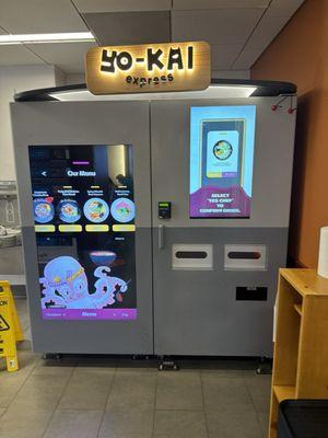 Fresh ramen vending machine