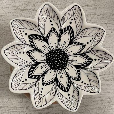 Small Flower Jewelry Dish Tray, Decorative Ceramic Trinket Dish, Modern Accent Tray for Vanity Brand: BIHOIB