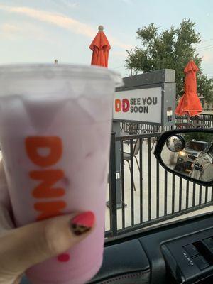 Strawberry Dragonfruit Dunkin' Coconut Refresher