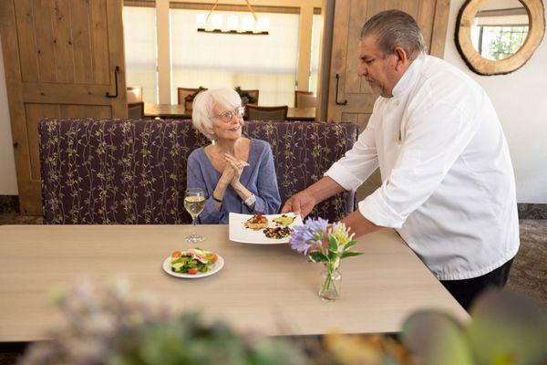 Enjoy delicious and healthy meals, enriching activities, exciting outings, person-centered care at Carlton Senior Living.