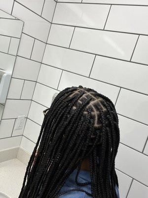 Knotless braids