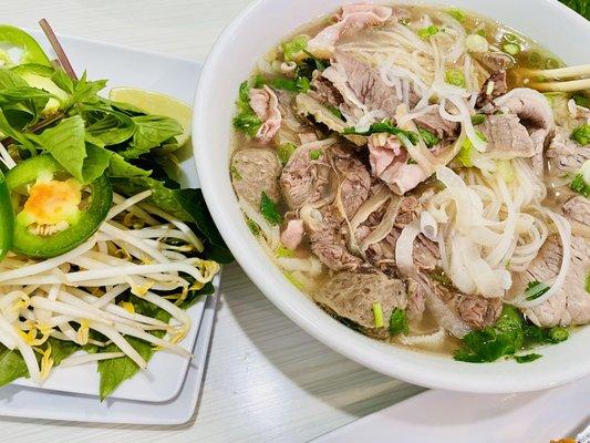 Combination Pho