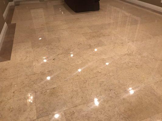 Travertine floor , nice en clean sealer polish