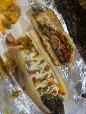 El Doggy hotdog and burger