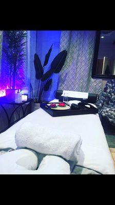 upscale room in spa ! cozy and clean with a aroma scent to relax your mind