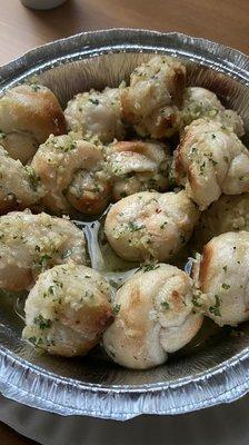 Garlic knots