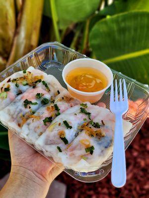 Banh cu san tom $5.66 with tax