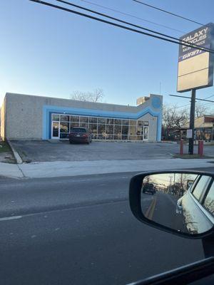 Empty lot, that's an employee or owners car.