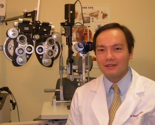 Dr. Tim Huynh - Glaucoma Specialist