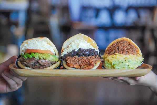 Arepa Santa Bárbara, Pabellón y Tripleta