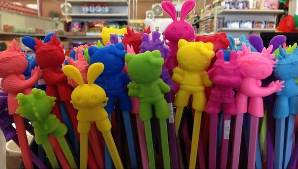 Cute chopsticks for kids to learn!!