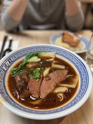 braised beef shank noodle soup with tendon