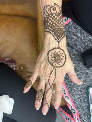 Henna tattoo done by Sara.