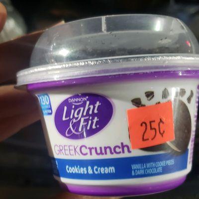 @dannon .25 cent cookies and cream #yogurt  #dannon #yes I took all 13 that was in there, lol