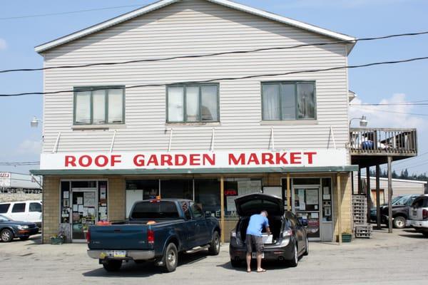 Roof Garden Market