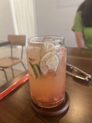 Strawberry mojito