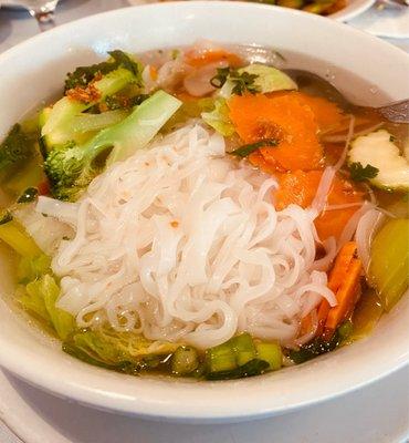 Vegetable rice noodle soup