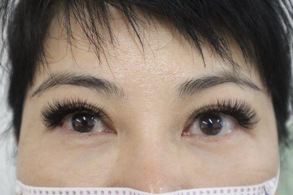 Volume eyelash