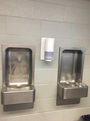 Water Station at Indoor Track~