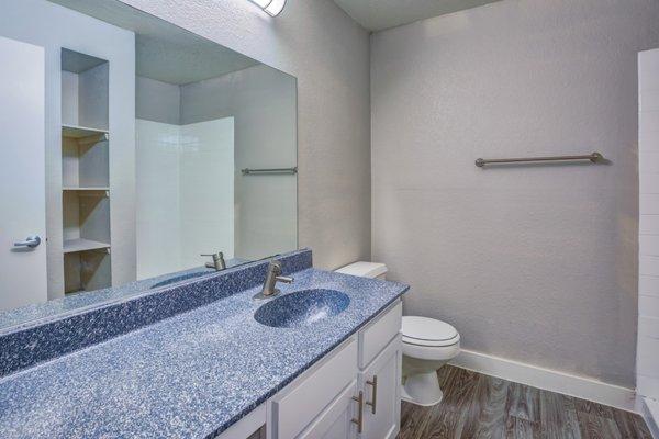 Large Bathrooms at Spectra East Apartments Las Vegas Nevada