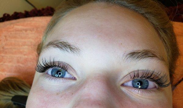 Classis lashes!