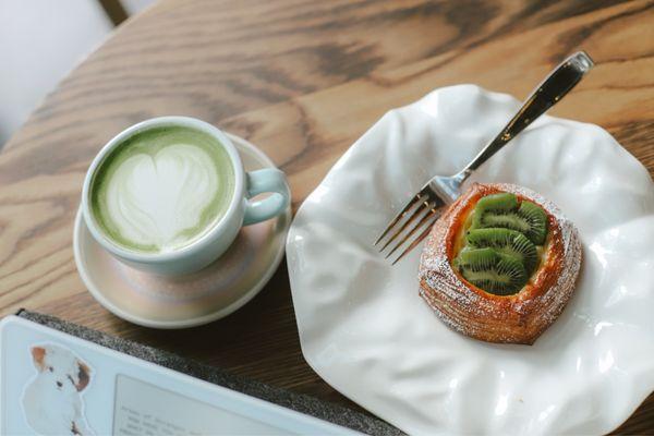 Matcha Latte and kiwi danish pastry