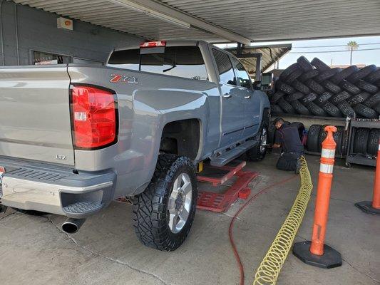 Support your local Tire Shop! Very happy with my Nitto Ridge Grapplers... Good Call Neffty!