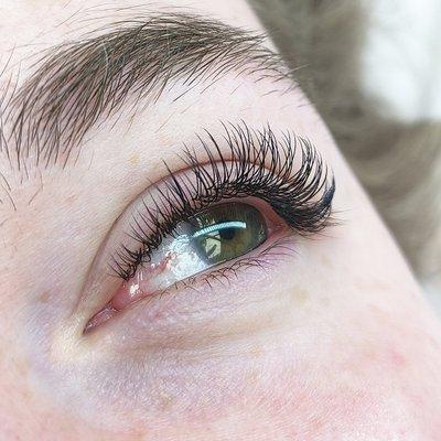 Classic eyelash extensions