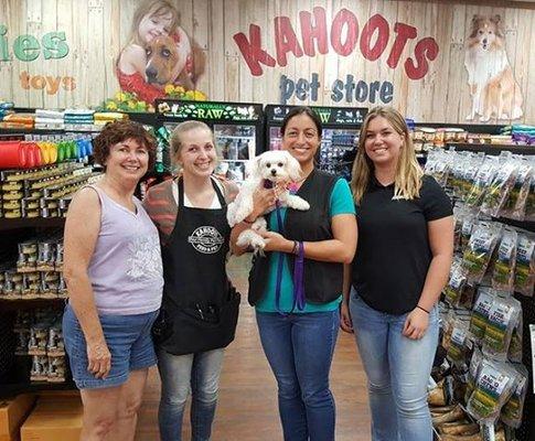 Kahoots Pet Store