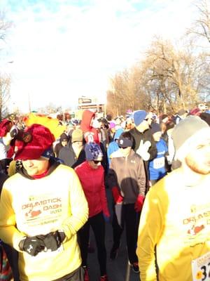 18000 people running and walking for Wheeler Mission. Happy Thanksgiving!