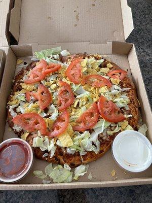 Taco pizza