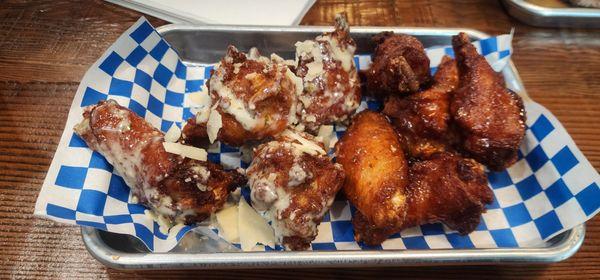 Garlic parmesan and Honey Sriracha wings