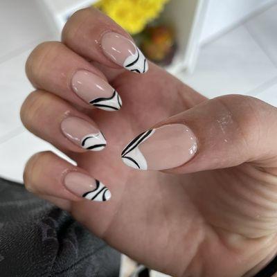 Majestic Nails