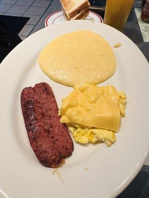 Eggs grits & turkey sausage