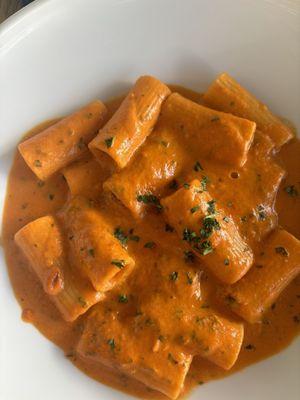 Rigatoni Alla Vodka Tapas