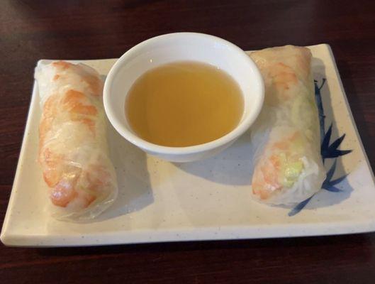 Shrimp spring rolls