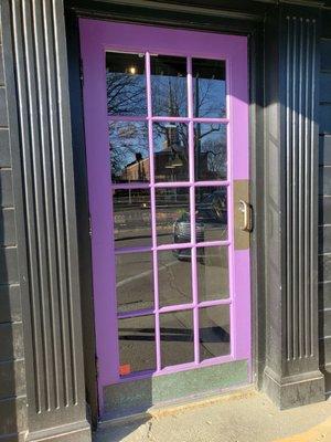 New front door. Love the color. My back door in my old house was the same color.