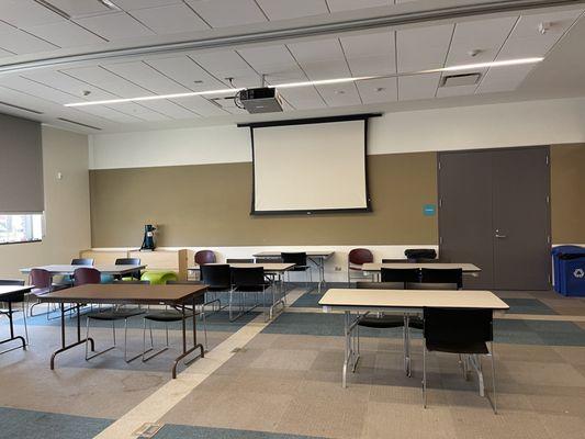 Chicago Public Library - Albany Park Branch