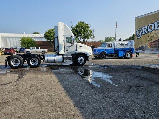 Mobile Pressure Washing in Taylor, MI