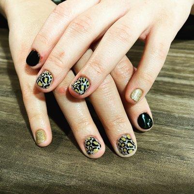 Love me some Animal Print! CND Shellac Get That Gold and Black Pool.