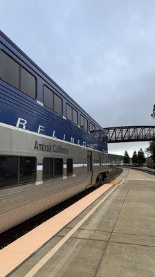 A southbound Pacific Surfliner train entering service