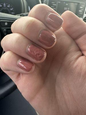 Bubbling under gel a few hours after manicure