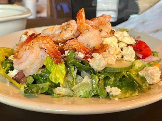 Mediterranean salad with local shrimp