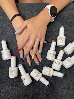 Builder Gel and gel polish. They are are organic, cruelty free and tented free